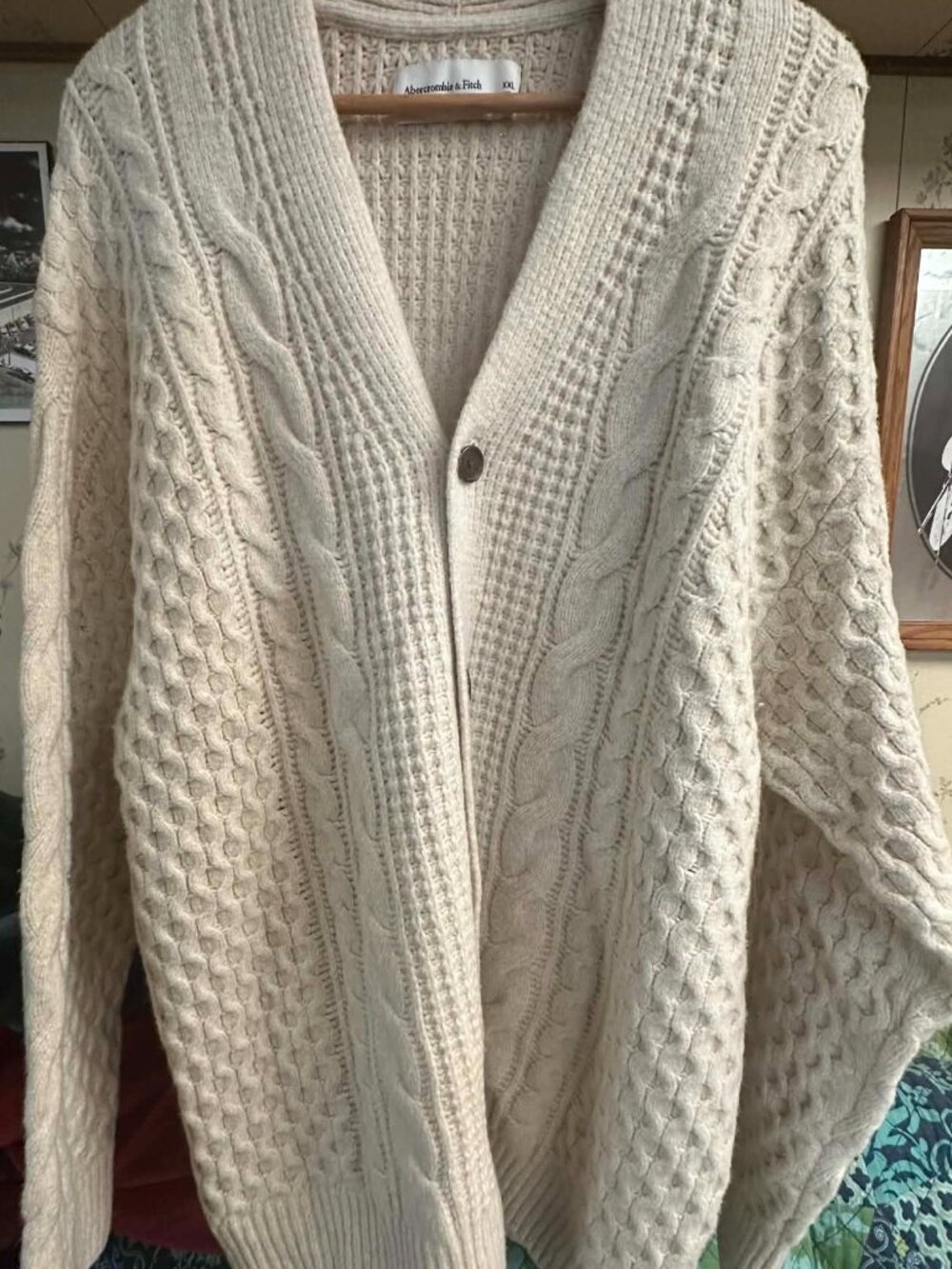 Abercrombie & Fitch ladies sweater
